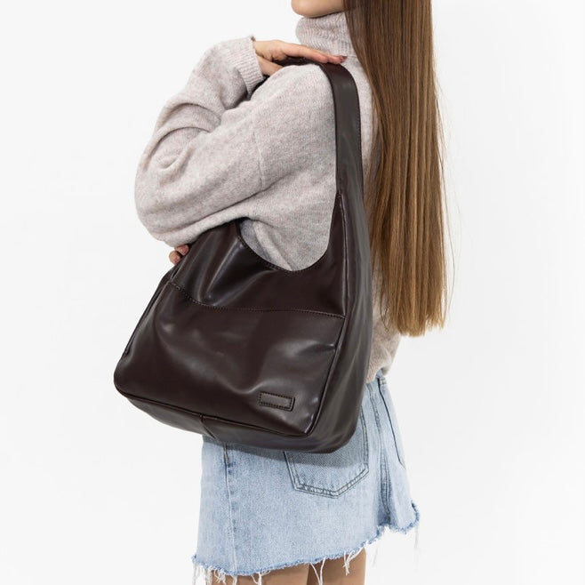 Rosa Håndtaske" can be rewritten as "Pink Handbag.