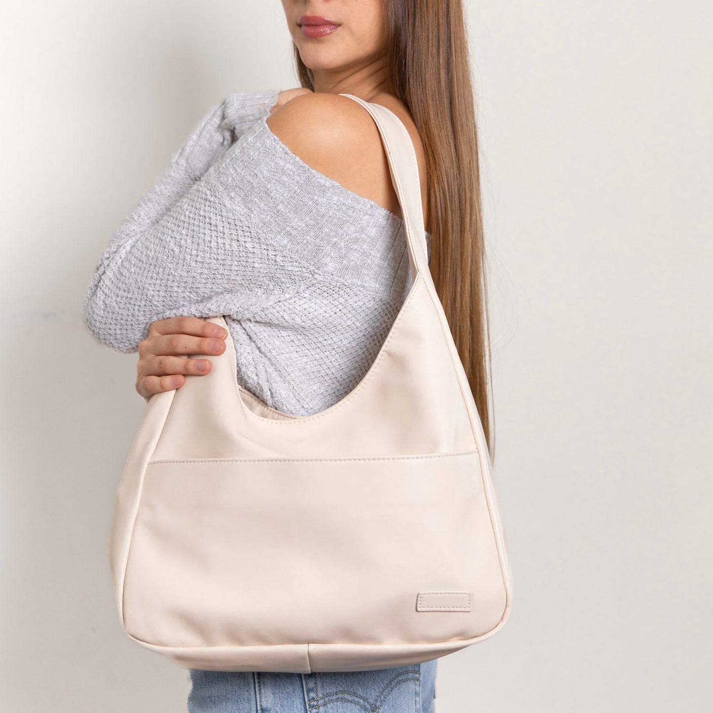 Rosa Håndtaske" can be rewritten as "Pink Handbag.