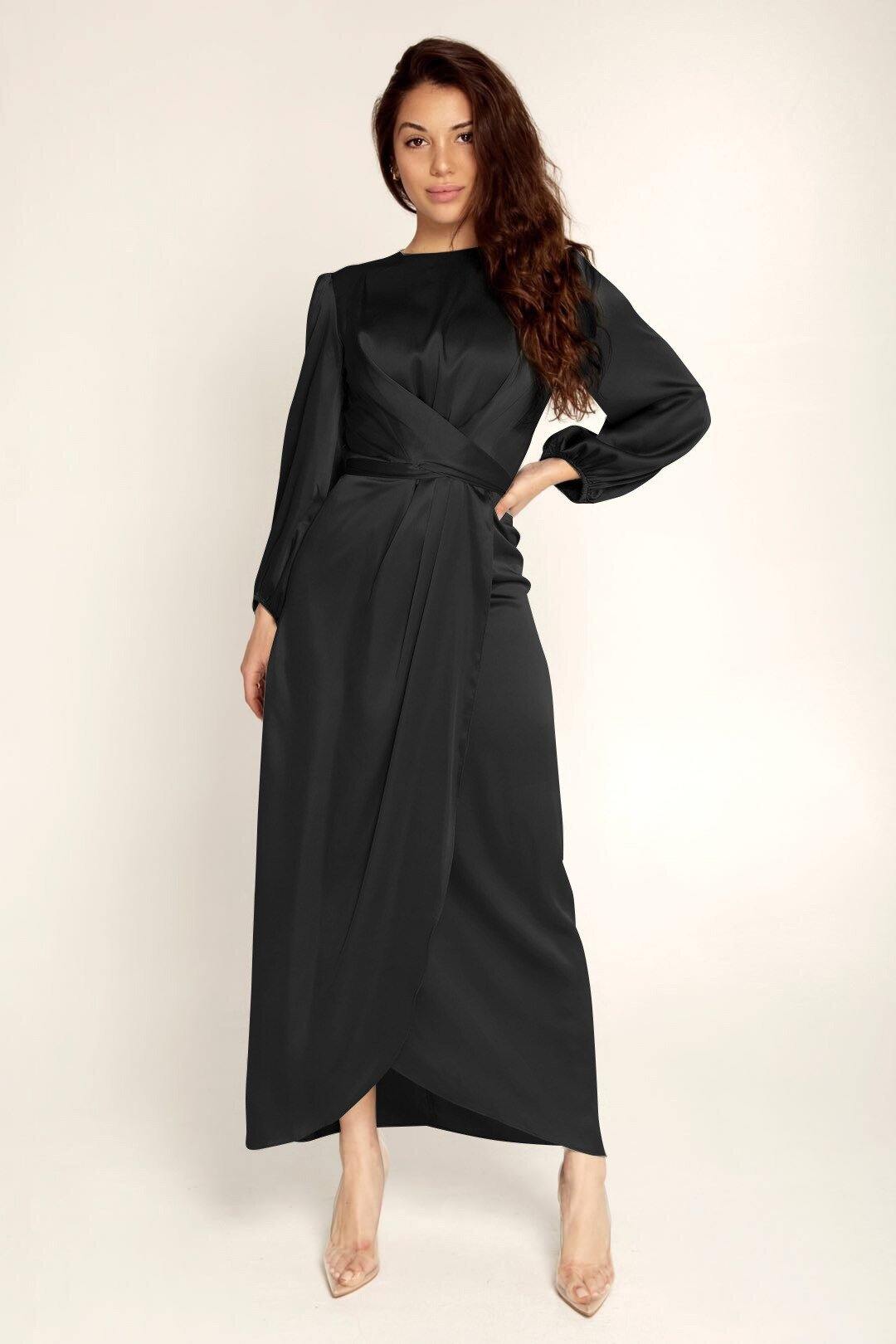 Elegant Lang Satin Kjole til Alle Anledninger