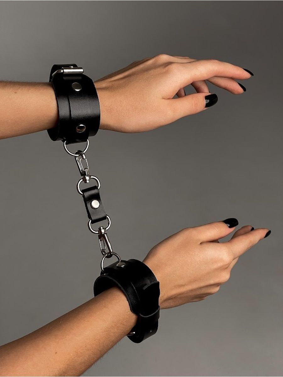 Alix Harness