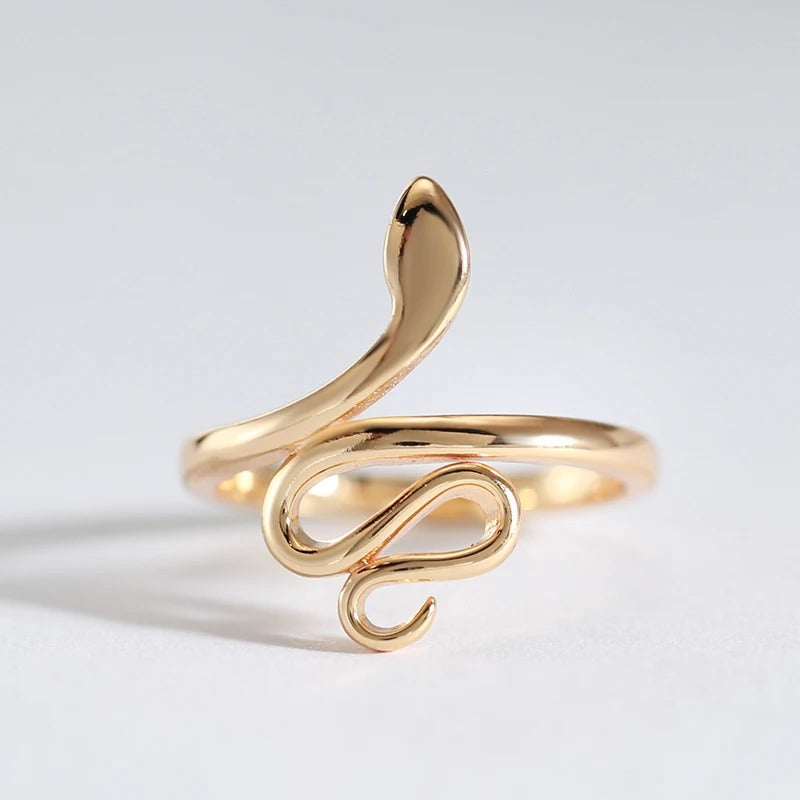 Elegant ring i rosaguldplatering