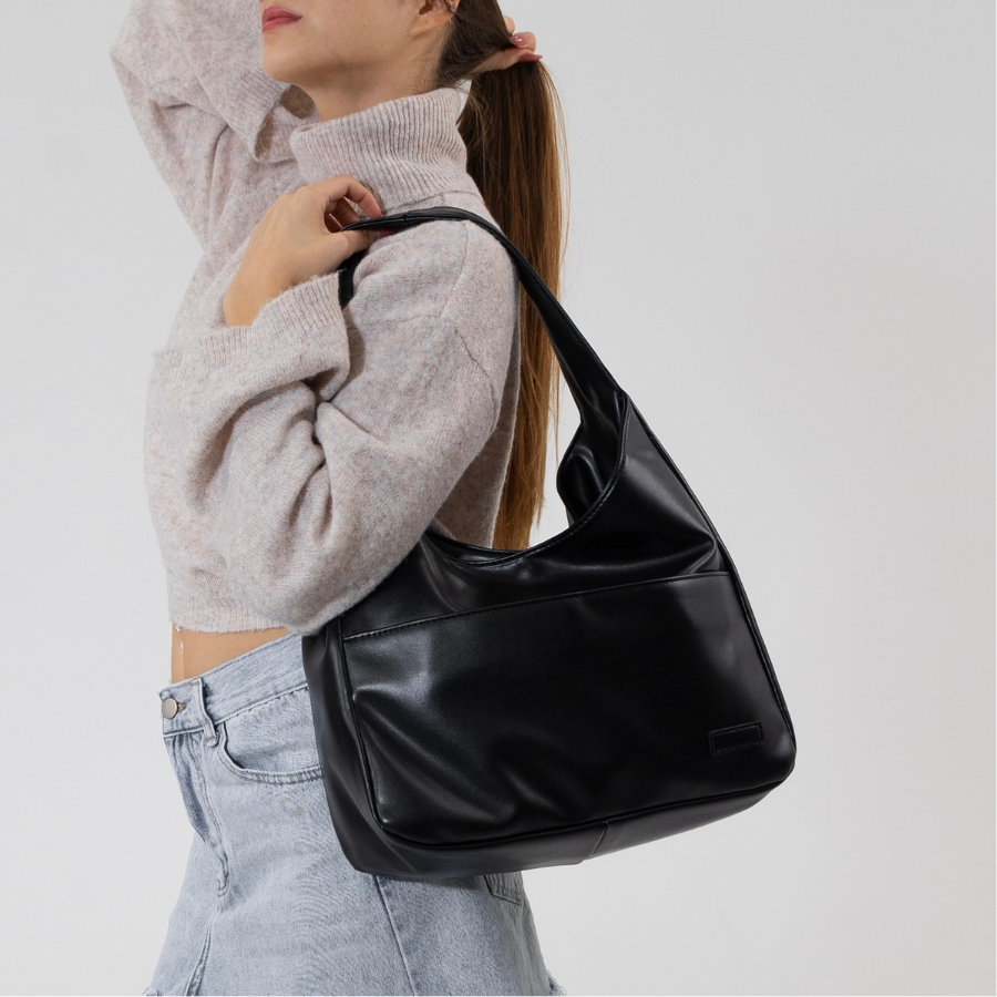 Rosa Håndtaske" can be rewritten as "Pink Handbag.