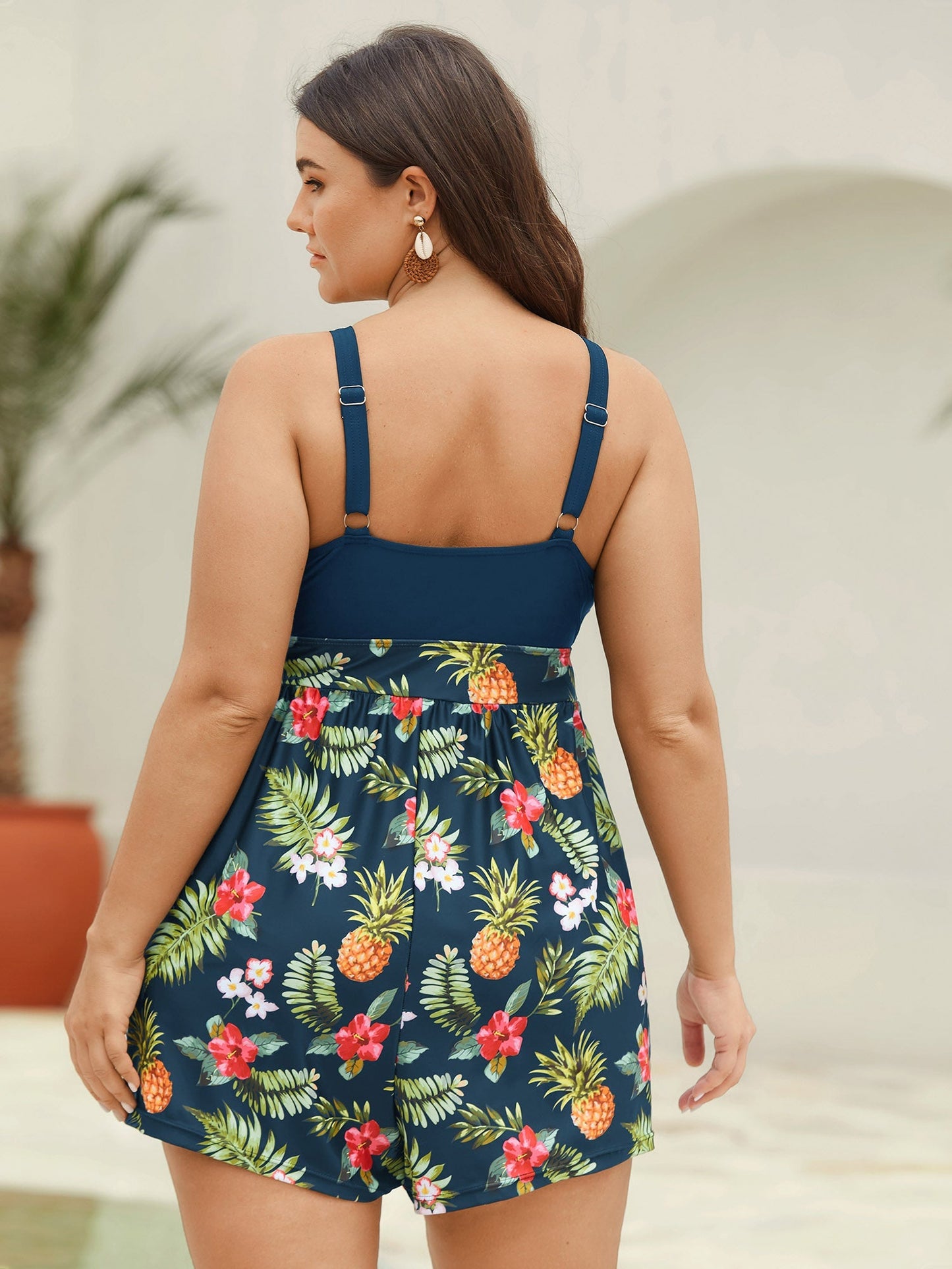 Plus Size Badedragt med Shorts & Blomsterprint