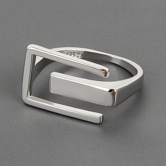 Justerbar modernistisk ring i 925 sølv