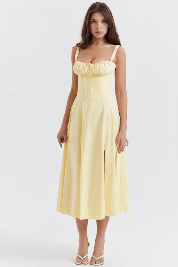 Elegant Dame Midi Kjole med Korset Top – Sommerkjole med Hjerteformet Udsnit